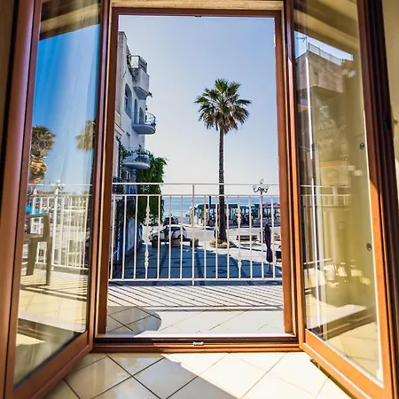 La Piazzetta 4*