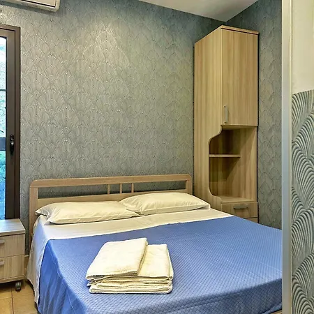 La Piazzetta Готель типу 