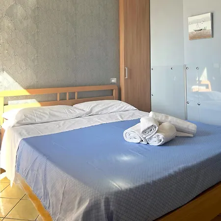 Bed & Breakfast La Piazzetta Giardini Naxos