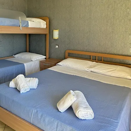 La Piazzetta Джардіні-Наксос