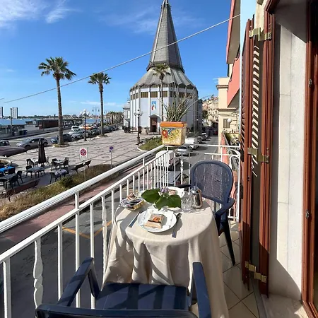 La Piazzetta Giardini Naxos