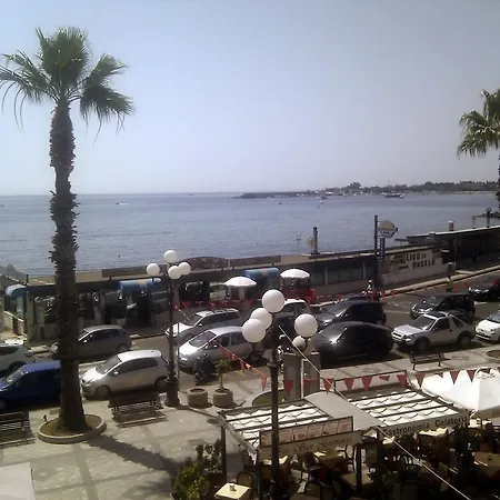 La Piazzetta * Giardini Naxos