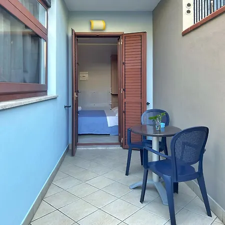 La Piazzetta 3* גיארדיני נאקסוס