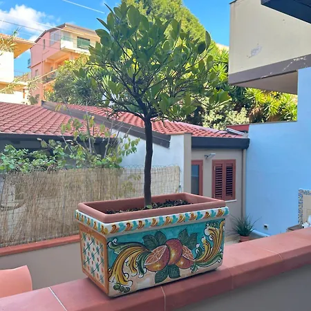 לינה וארוחת בוקר La Piazzetta