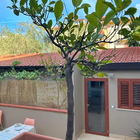 La Piazzetta 贾迪尼-纳克索斯